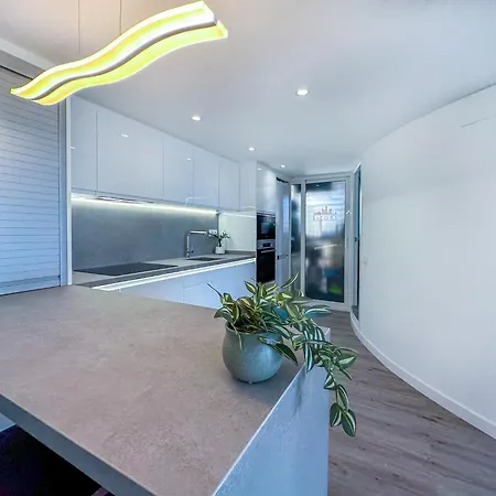 Urban Waves By Hello Homes * Sitges