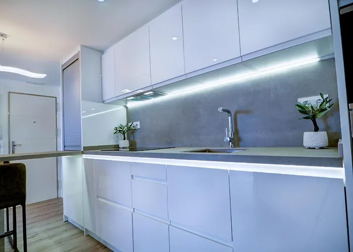 Urban Waves By Hello Homes 公寓 锡切斯