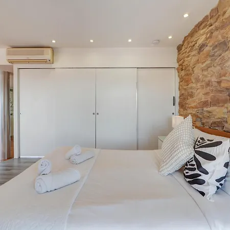 Διαμέρισμα On The Rocks By Hello Homes Σίτζες