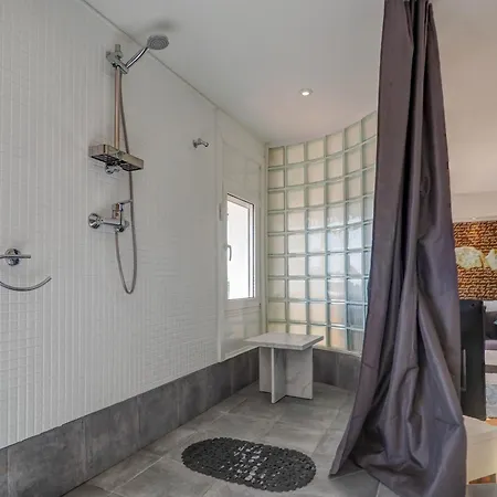 Διαμέρισμα On The Rocks By Hello Homes Σίτζες