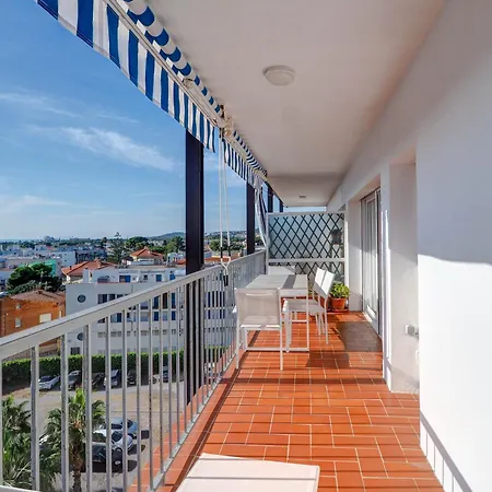 Urban Waves By Hello Homes